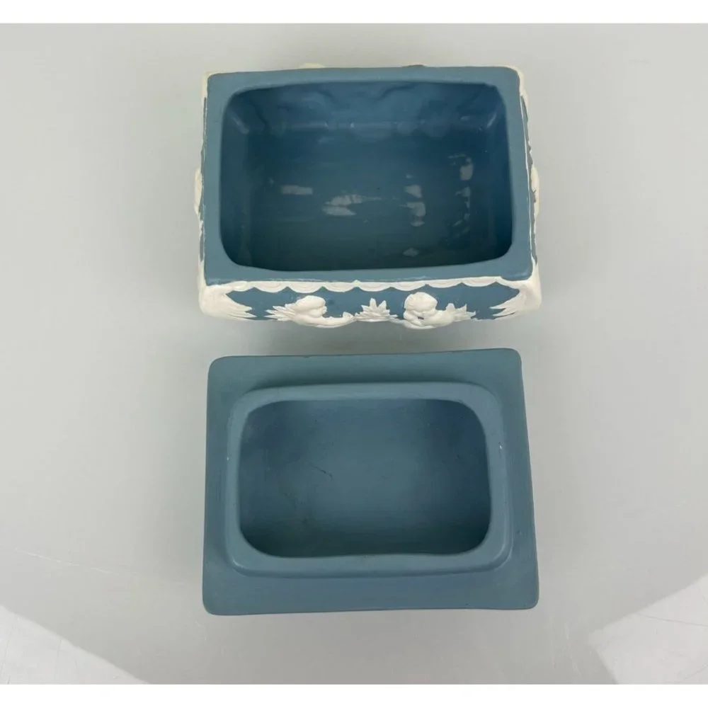 Vintage 1970s Hand Painted Ceramic Lidded Trinket Box Cherubs Angels Blue White